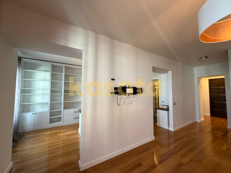 Upground, Panoramic Lake & City Views, apartament 4 camere, premium,