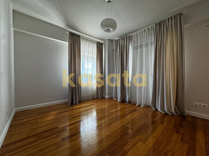 Upground, Panoramic Lake & City Views, apartament 4 camere, premium,